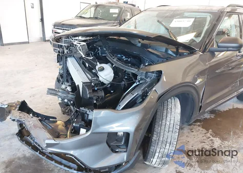 2025 Ford Explorer Active from USA, damaged, VIN 1FMUK8DH6SGC27080